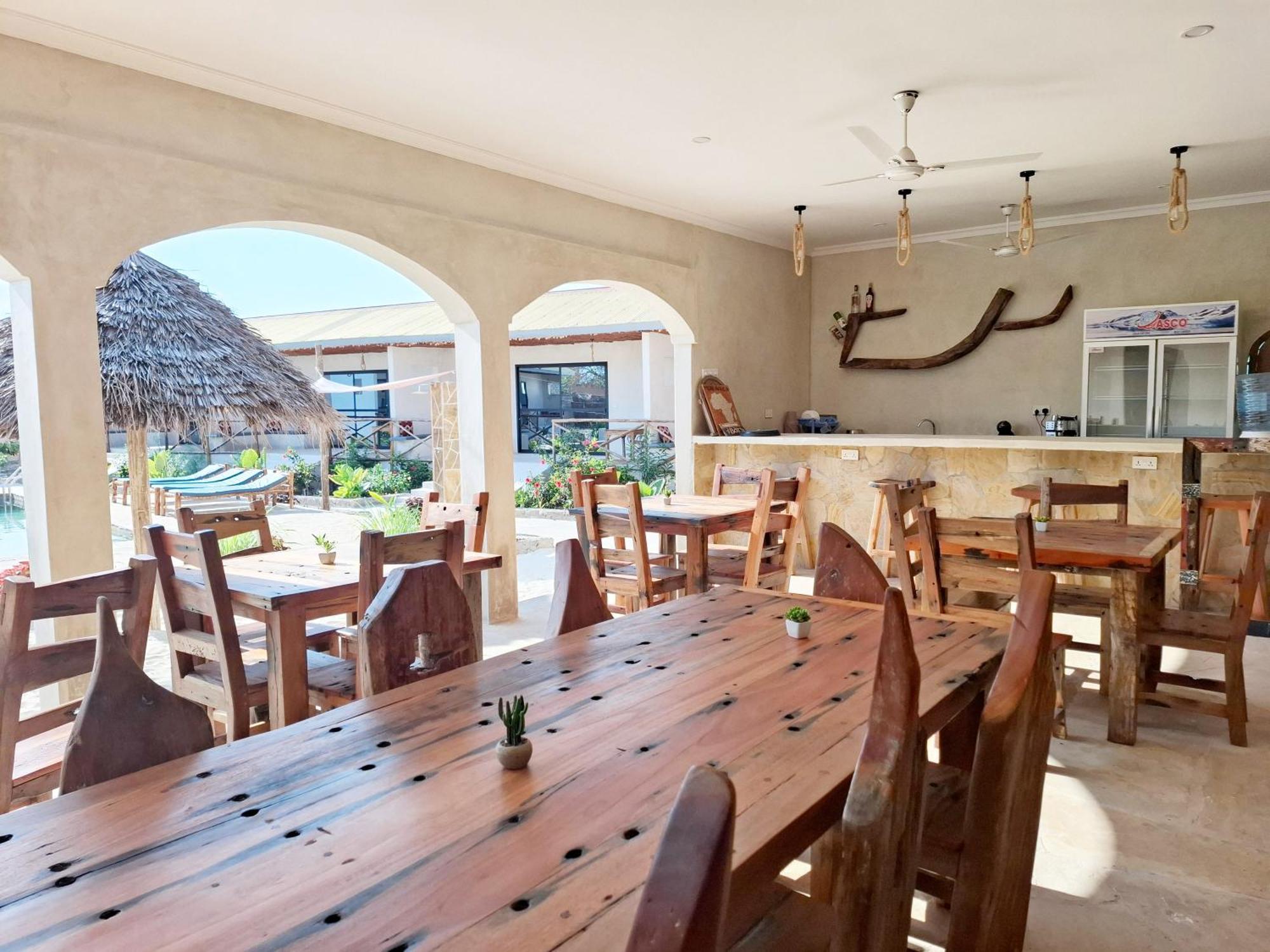 Blooming Zanzibar Hotel Джамбиани Екстериор снимка