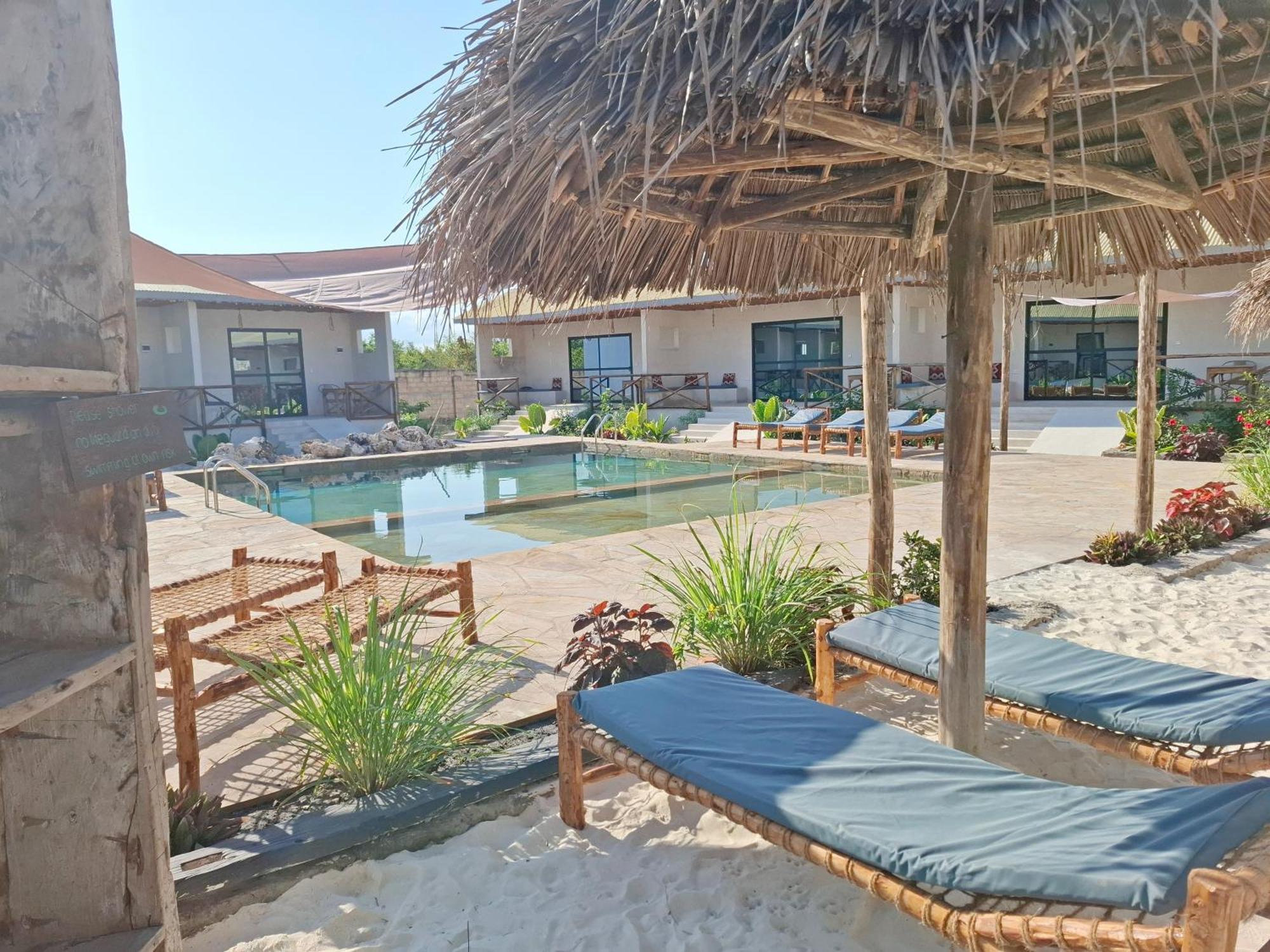Blooming Zanzibar Hotel Джамбиани Екстериор снимка