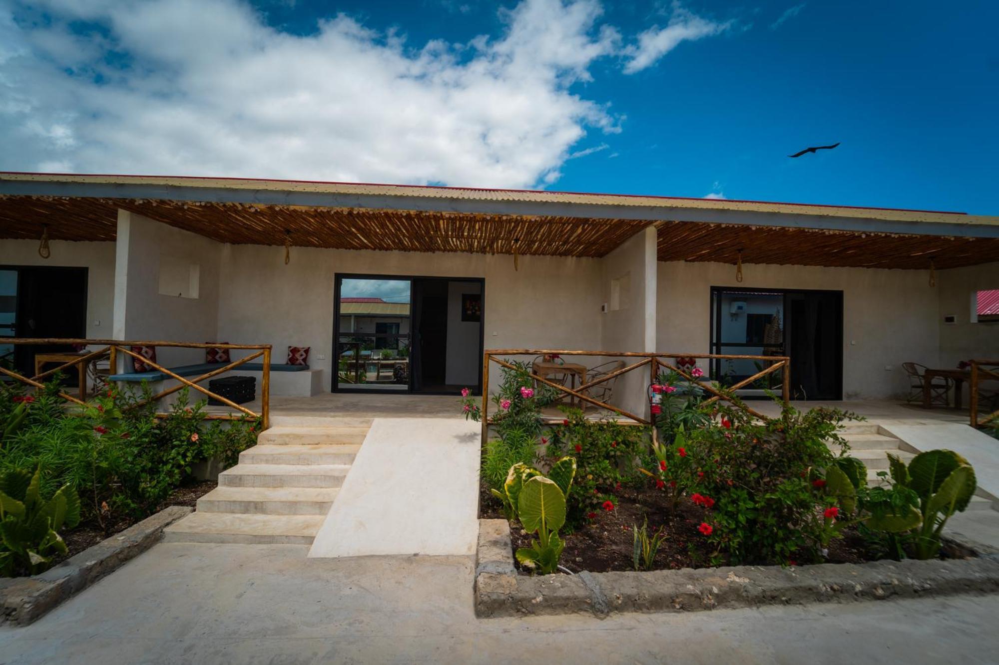 Blooming Zanzibar Hotel Джамбиани Екстериор снимка