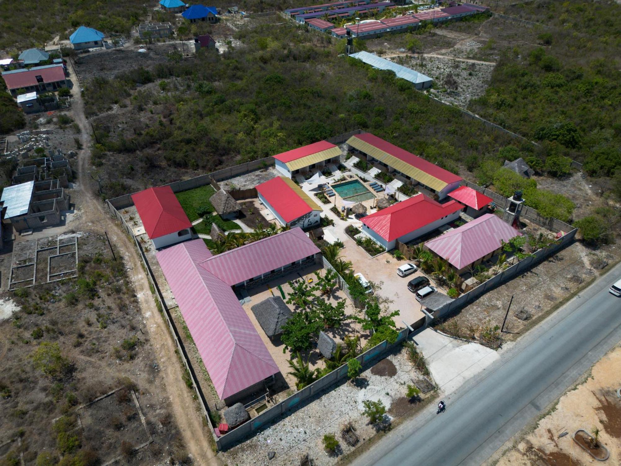 Blooming Zanzibar Hotel Джамбиани Екстериор снимка